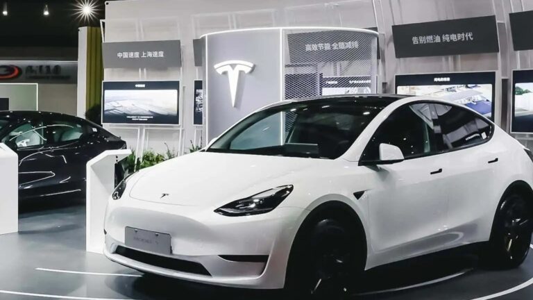Акции Tesla взлетели после победы Трампа