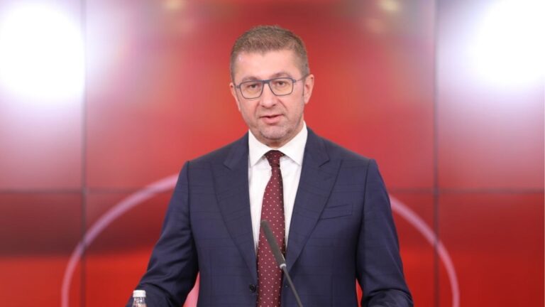 Микоски и Макрон обсудили европейскую интеграцию Северной Македонии