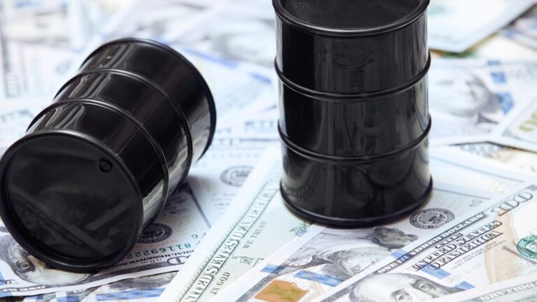 Разворот цен на нефть после британских ракетных ударов по России