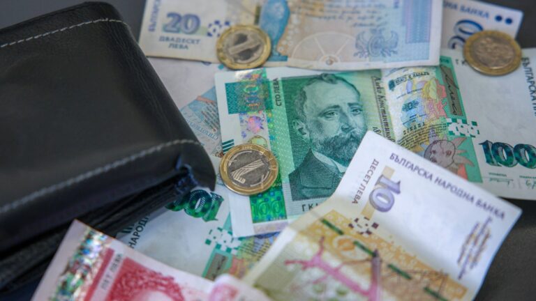 За 9 месяцев 2024 года дефицит бюджета в кассовом выражении составит 1,4%.