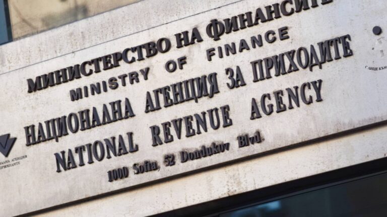 НРА начинает звонить гражданам с неточно поданными декларациями