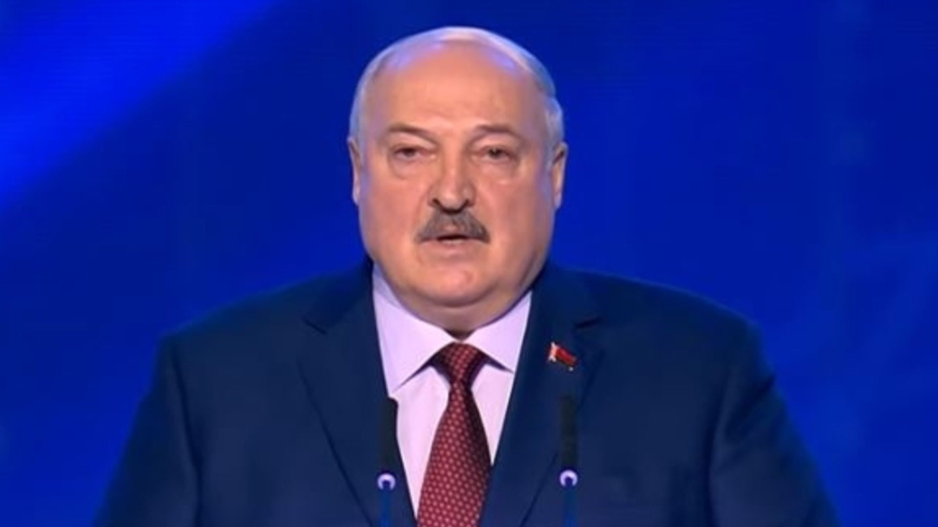 Если есть протесты: Диктатор Лушаненко пригрозил отключить Интернет перед выборами 2025 года.