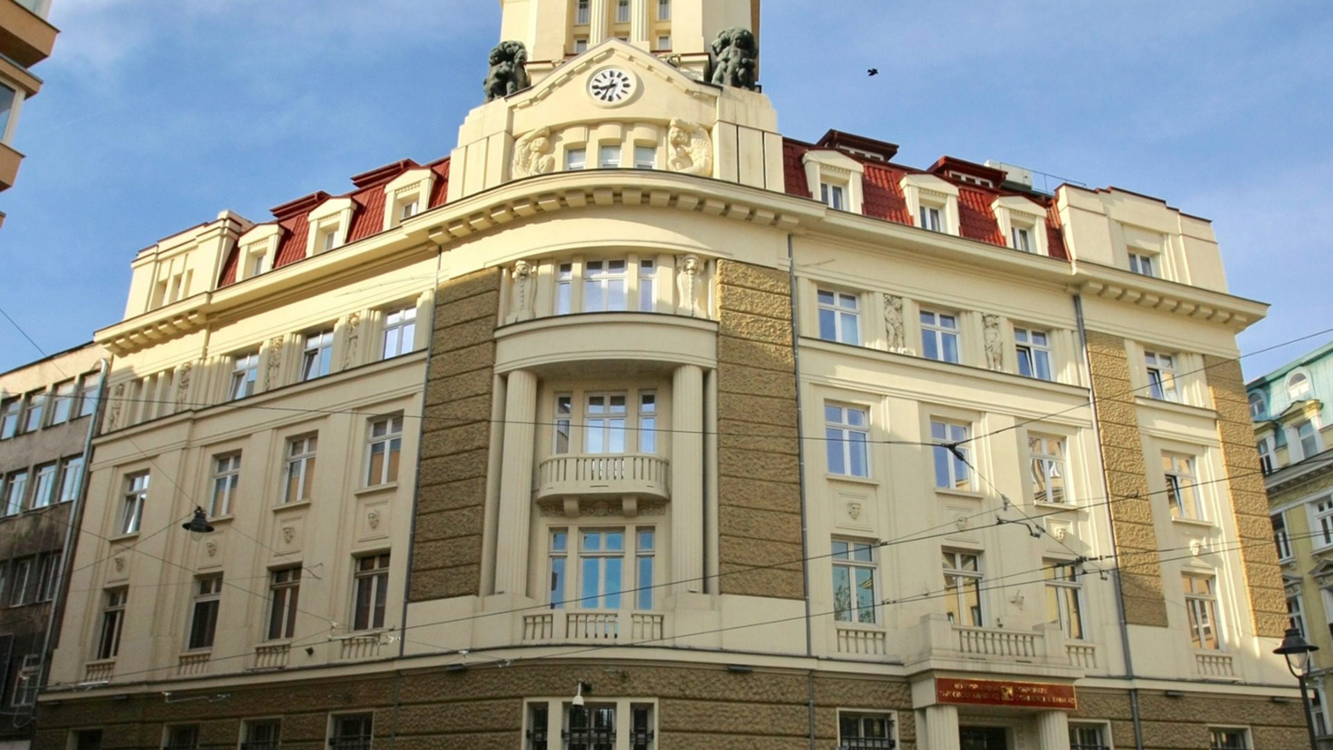 Они платят миллионы кредиторам КТБ