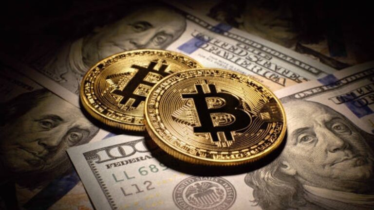 Биткойн продолжает бить рекорды