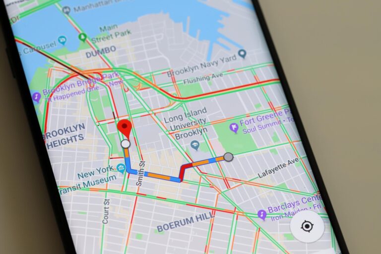 Карты Google улучшают навигацию: новые революционные функции для Waze Карты Google улучшают навигацию: новые революционные функции для Waze