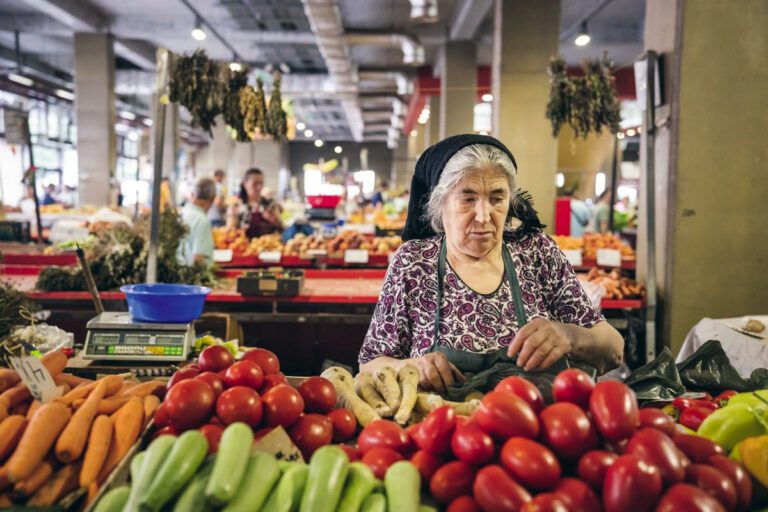 Новые правила для фермеров, продающих товары для дома: обязаны проходить медицинские анализы и проверки здоровья независимо от места реализации, в том числе онлайн