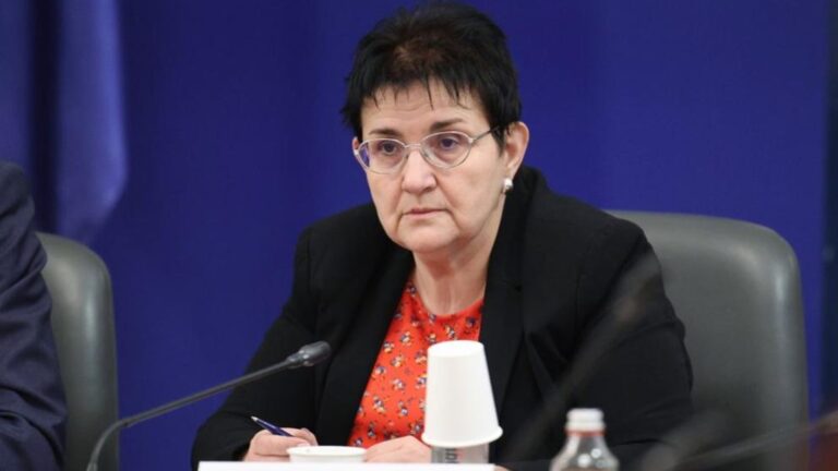 Бюджет-2025: Государство хочет обложить налогом сверхприбыли банков и повысить акциз на сигареты (ФОТО) Бюджет-2025: Государство хочет обложить налогом сверхприбыли банков и повысить акциз на сигареты (ФОТО)