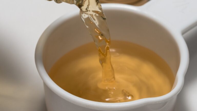 Врачи: как яблочный уксус влияет на уровень сахара в крови?