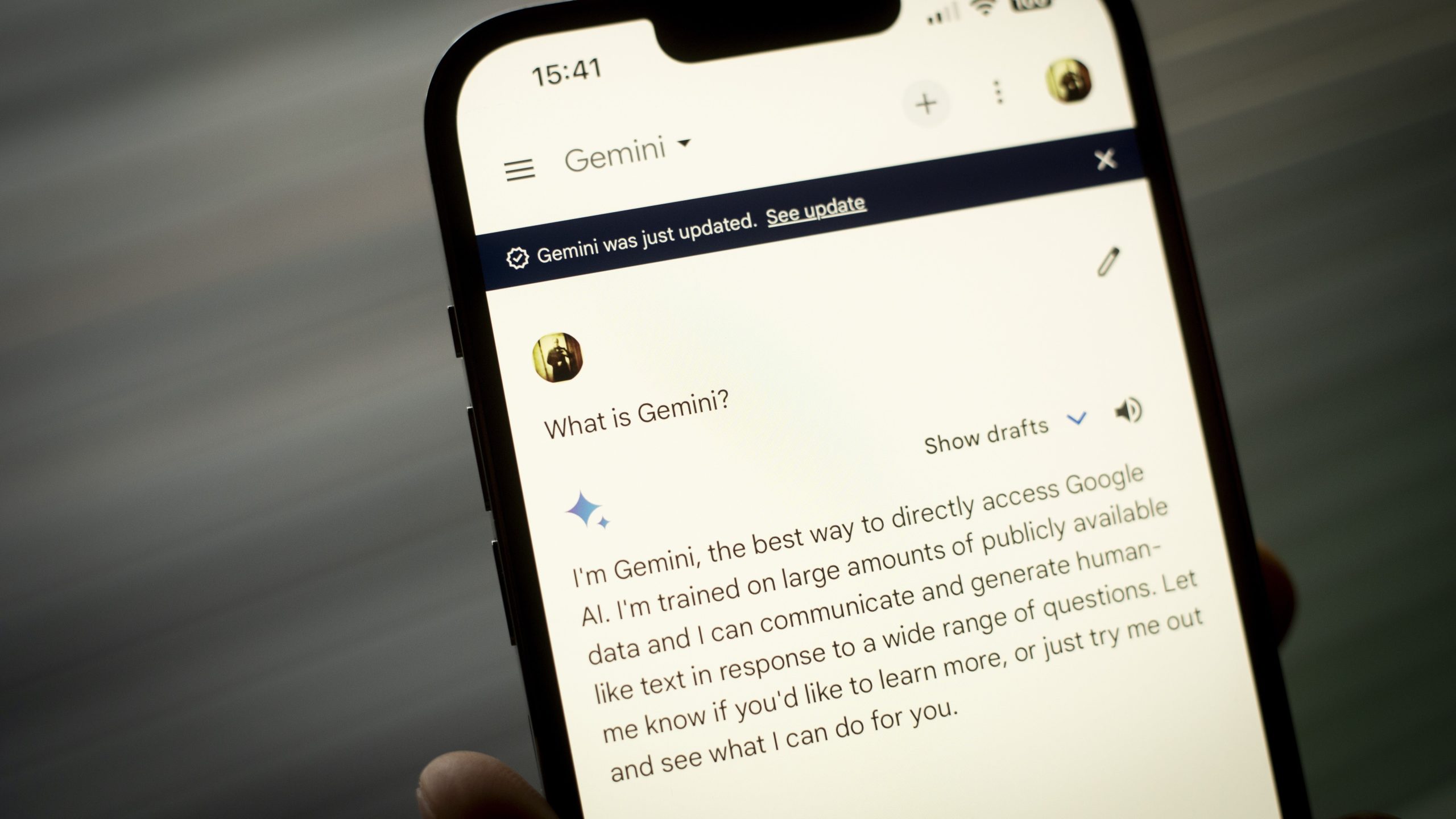 Жуткое сообщение, которое ИИ Gemini от Google передал студенту
