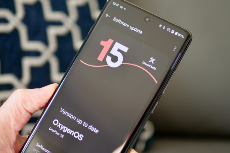 OnePlus 12 совершает революцию: Android 15 и OxygenOS 15 с искусственным интеллектом опережают конкурентов