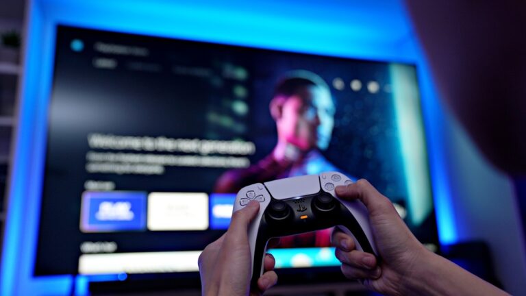 Лучшие игры для PS5 в 2025 году