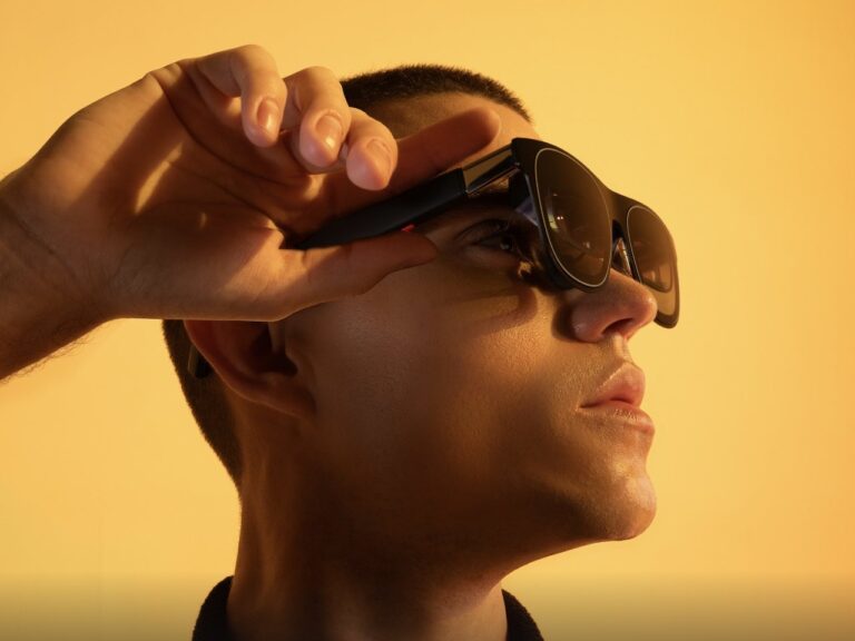 Xreal выпускает очки AR One Series: расширенные возможности подключения и кинематографический опыт