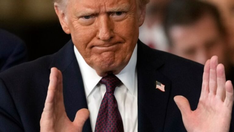 Реакция: Трамп не будет вводить пошлины на Китай