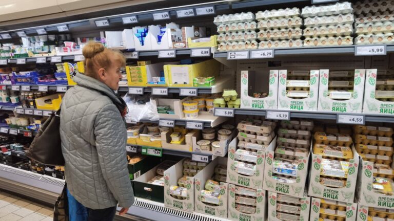 Опрос: Половина болгар не готова платить больше за органические продукты
