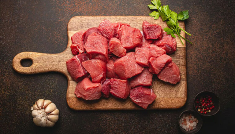 Красное мясо и мозг: как пищевые повадки влияют на риск деменции?