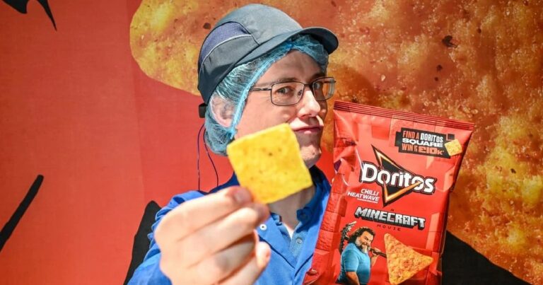 Doritos дразнят свои первые квадратные чипсы - они были датированы Minecraft