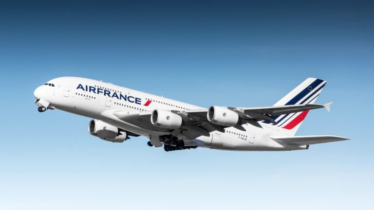 Air France возобновляет рейсы в Бейрут