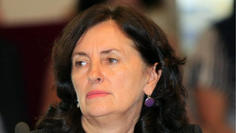 Даниэла Бобева: Мы должны запросить отчет о вступлении в еврозону