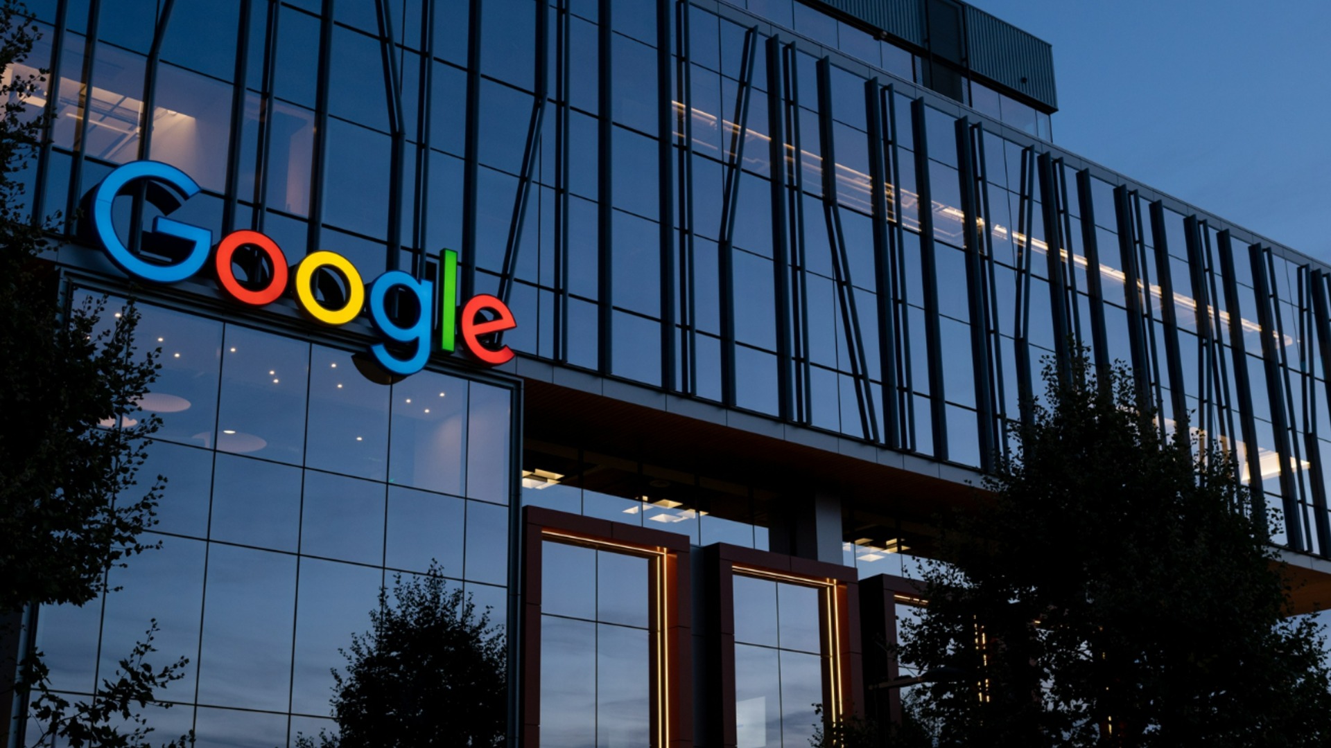 Российский суд оштрафовал Google почти на $78 млн