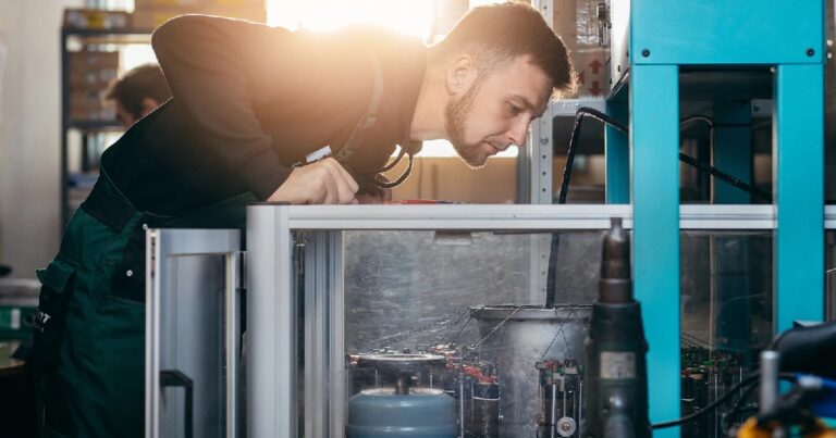 «Дія.бізнес» выпустила гайд для инвестиций в социально-ответственные проекты