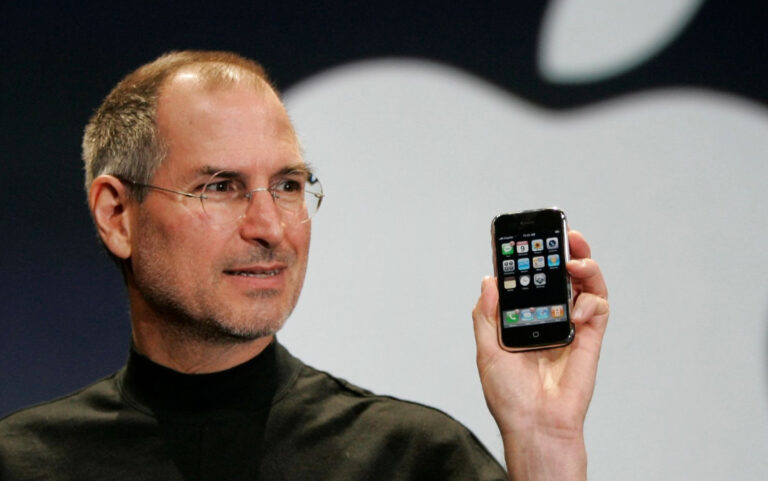 О чем думала Nokia, когда Apple выпустила iPhone в 2007 году: урок перемен и адаптации
