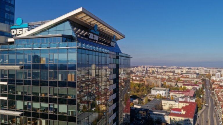 UBB и академия устойчивого развития запустили новый учебный курс «Устойчивое финансирование»