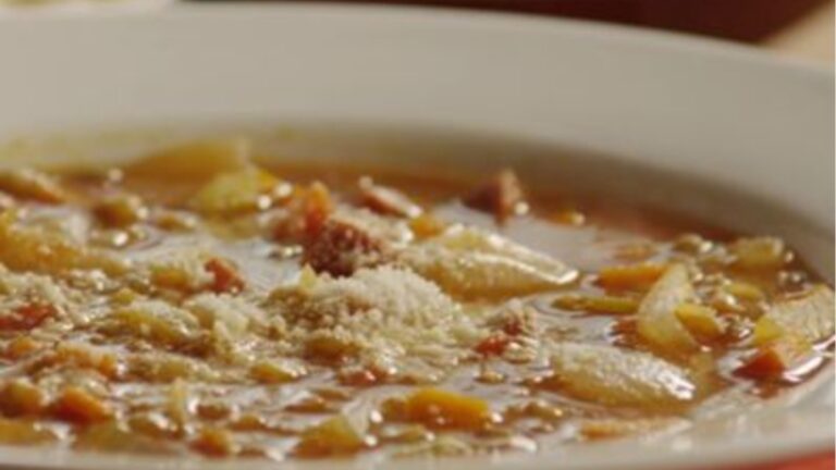 Питательный и очень вкусный зимний суп - готов всего за 30 минут