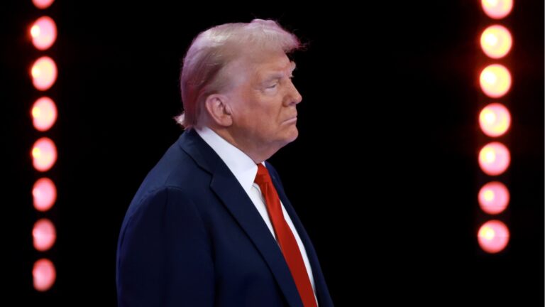 Обязанности Трампа были бы аварии, встряхивая в США