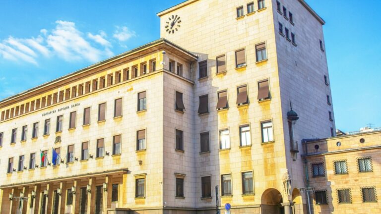 Каковы банковские сборы в Болгарии: данные BNB