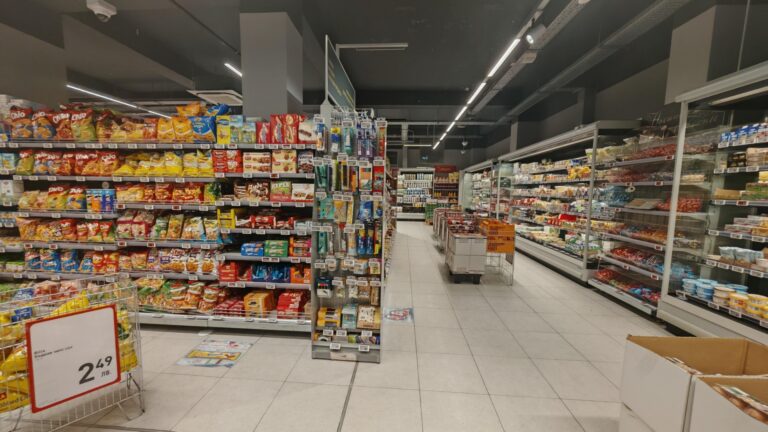 В день Бойкота: инспекторы вошли в магазины