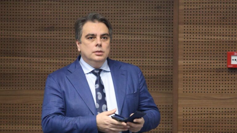 Ассен Василев: Если бы я написал бюджет, он выглядел бы совершенно по -другому