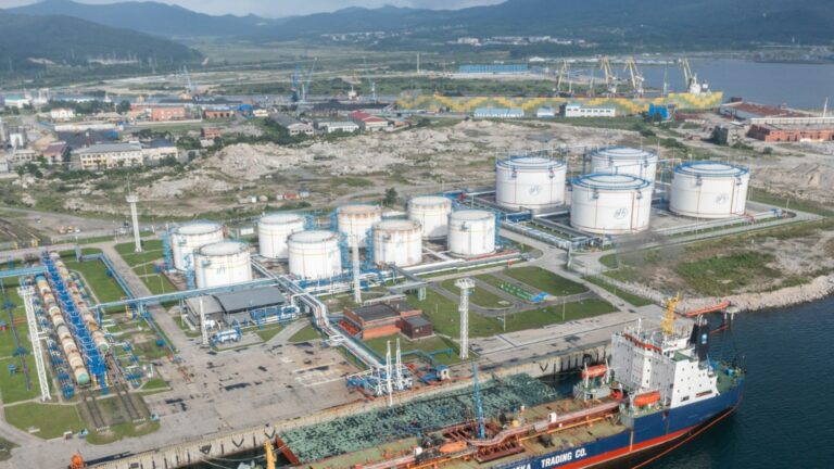 Мэй увеличила прогноз поиска нефти