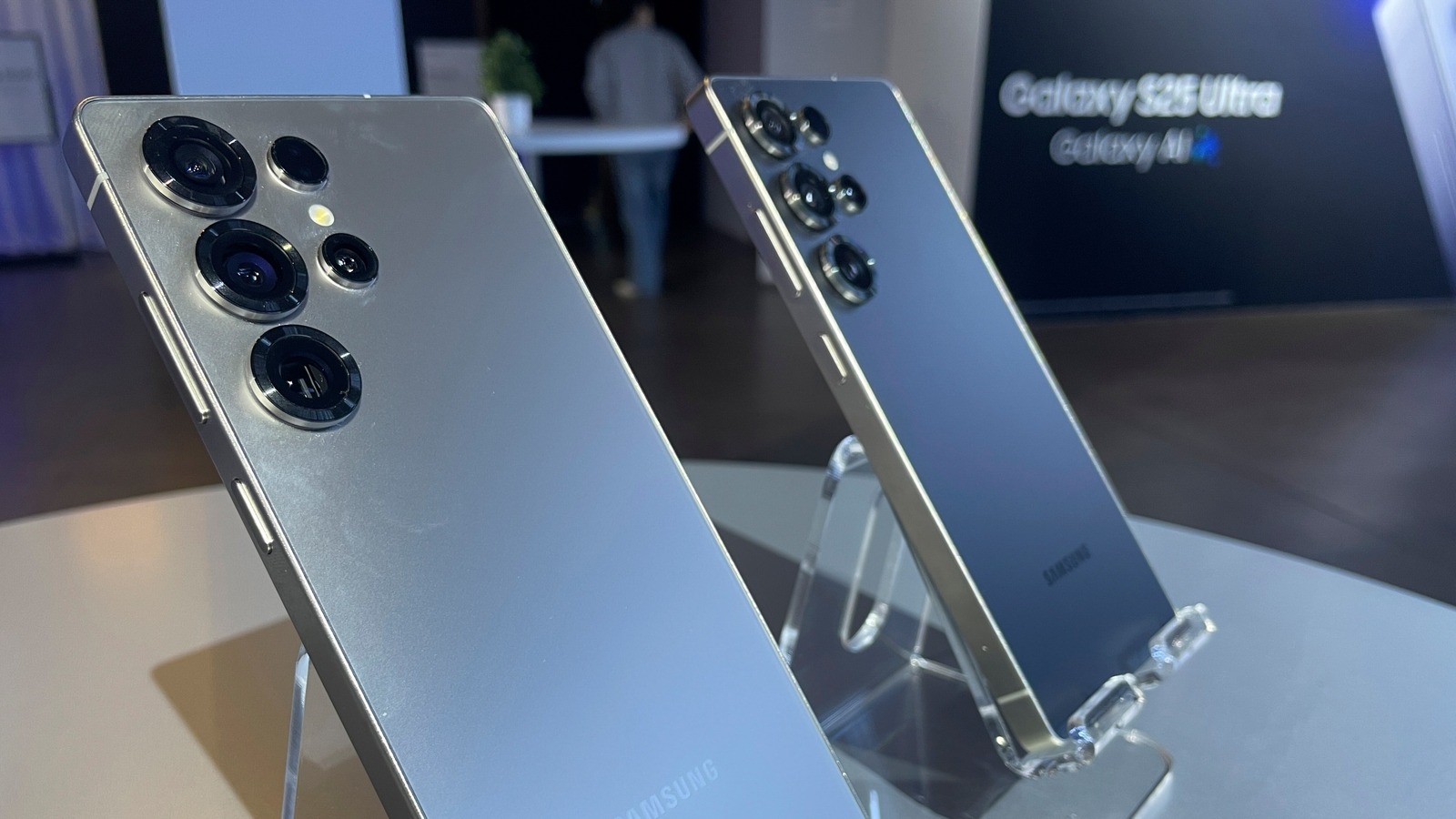 Также он не запускался хорошо, а Samsung Galaxy S25 и S25 Ultra разочаровали своих пользователей. Что не происходит