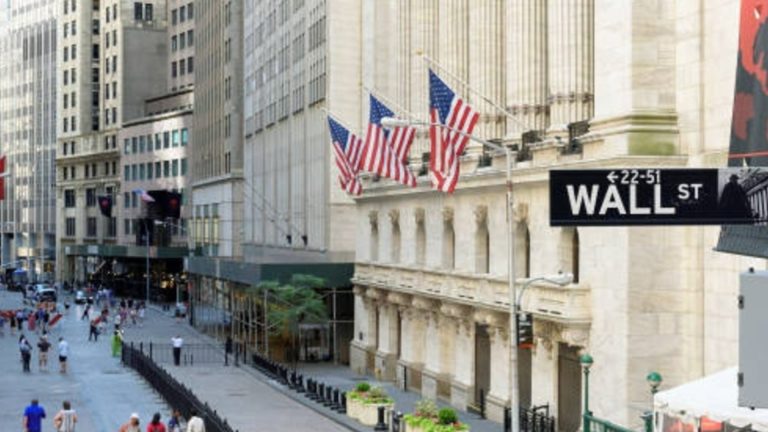 Острые меняющиеся обмены: последние новости на Уолл -стрит