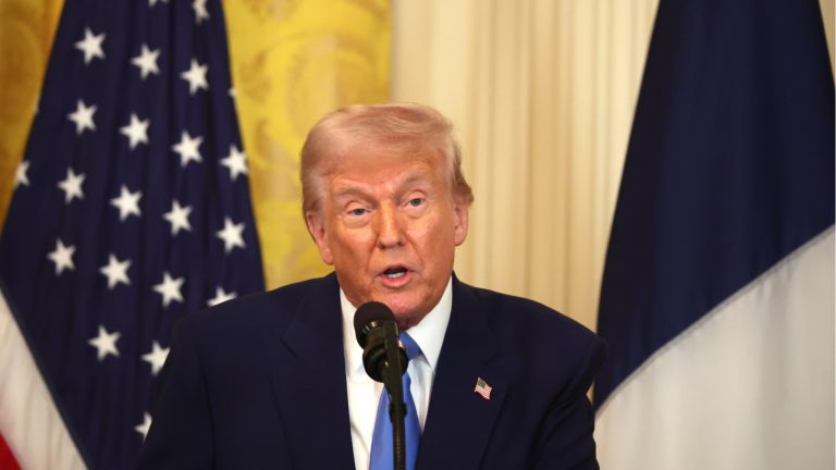 Трамп остановит российское вторжение в Украину с новой тактикой