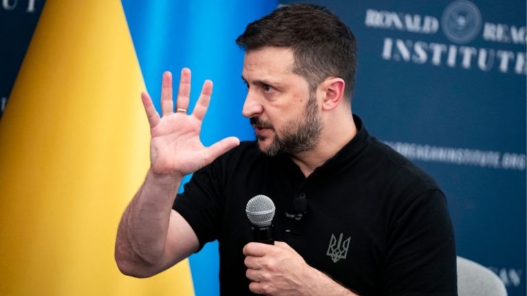 Политик: Украина готова на огромном шаге с санкциями, чтобы положить конец войне