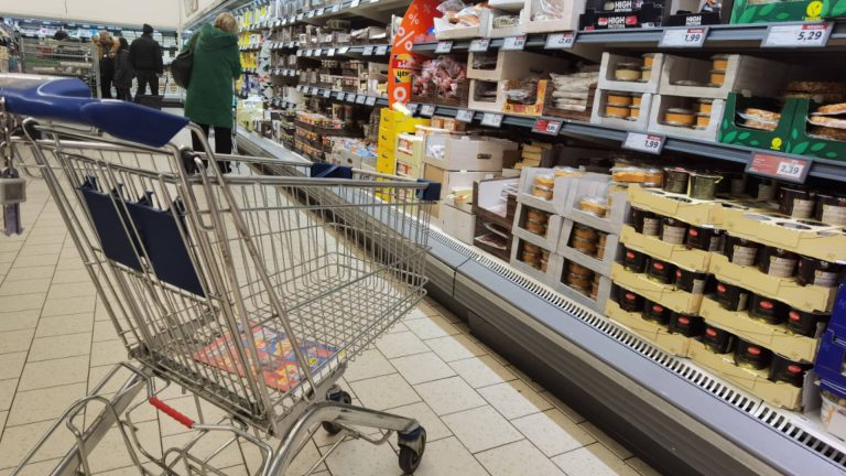 Поверните: бойкотируйте организаторы против розничных сетей с новой позицией