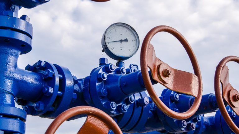 Счет Боташа растет, молчат, будь то «Окружная София» обанкротиться