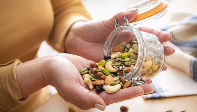 Эксперты назвали полезные продукты, богатые магнием
