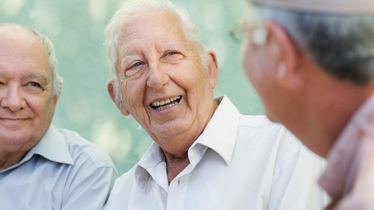 Пасхальная добавка для пенсионеров на Кипре: в десять раз выше, чем Болгария