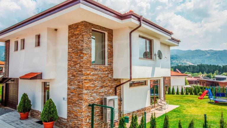 Как изменились цены на жилье в конце 2024 года: вверх -датируемые данные