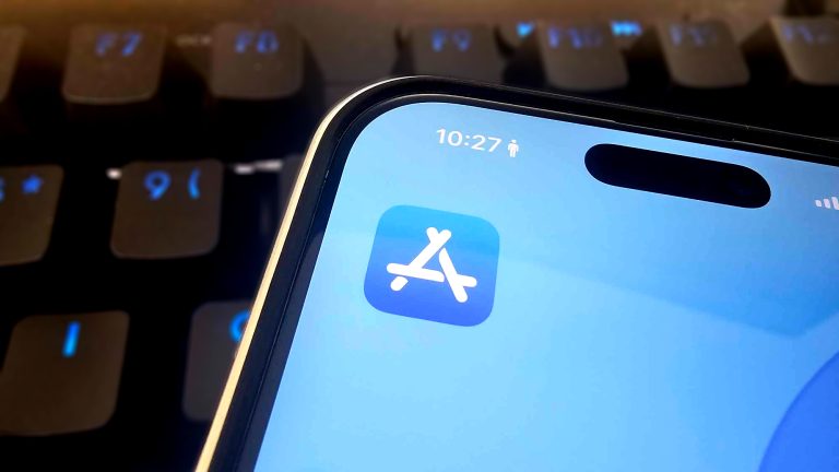 Обзоры App Store будут обобщены с помощью ИИ