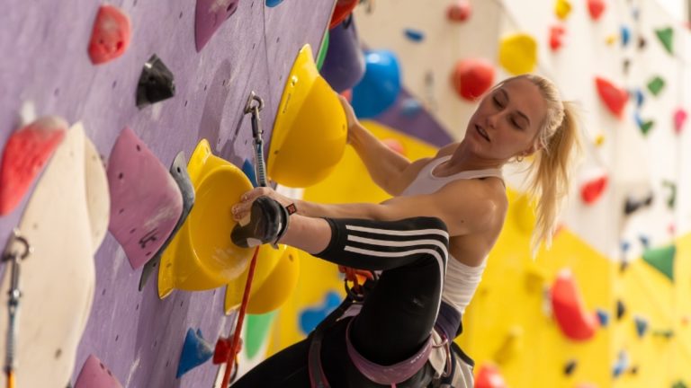 Балканский зал отпраздновал свою первую годовщину со специальным гостем - двух - олимпийским чемпионом Яни Гарнбрет