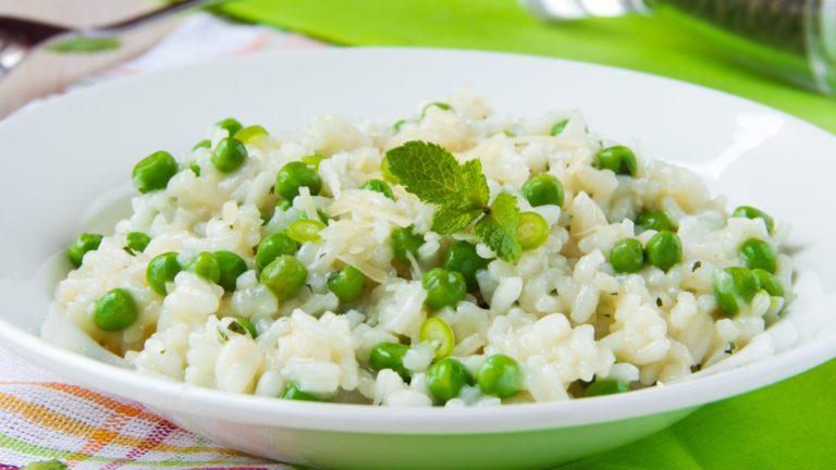 Как приготовить самый простой ризотто в микроволновке всего за 20 минут?