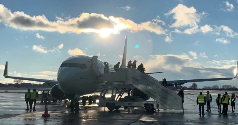 Аэропорт Лвив сказал, что он может открыться в конце весны - они взяли интервью у авиакомпаний, которые рассматривают возможность возвращения