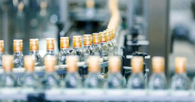 Налог отменил лицензию на оптовую торговлю в компании крупнейшего производителя алкоголя Global Spirits