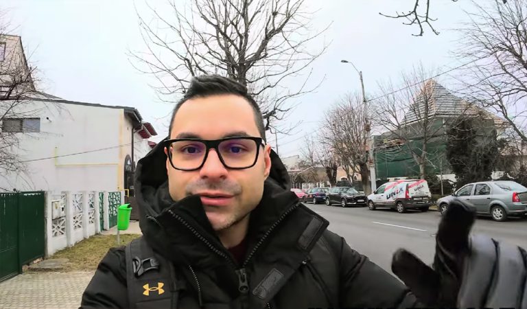 Город Румыния, который остался с половым ртом на итальянском языке, — это не Cluj, Brașov или Bucharest. Видео «Настоящий скрытый городской драгоценный камень» Город Румыния, который остался с половым ртом на итальянском языке, - это не Cluj, Brașov или Bucharest. Видео "Настоящий скрытый городской драгоценный камень"