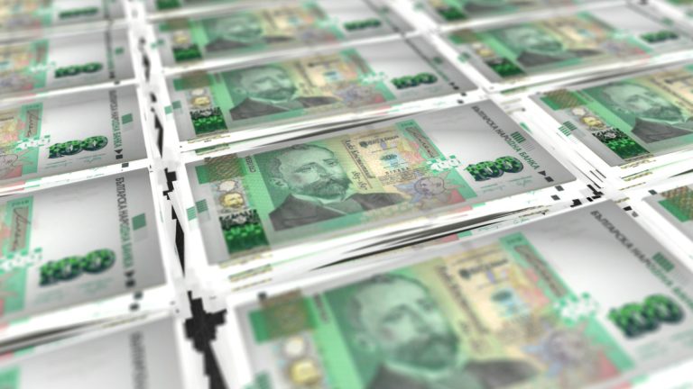 Двойное увеличение дефицита бюджета в месяц - предварительные данные