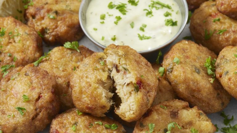 Вкусно и быстро: рецепт для соуса, который можно добавить в любое блюдо
