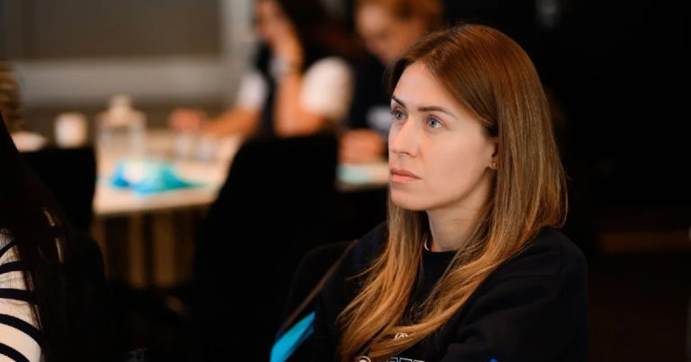 Тенденции ресторанов, государственный аграрный регистр и выбор на веб-сайте в Канаде-популярности недели